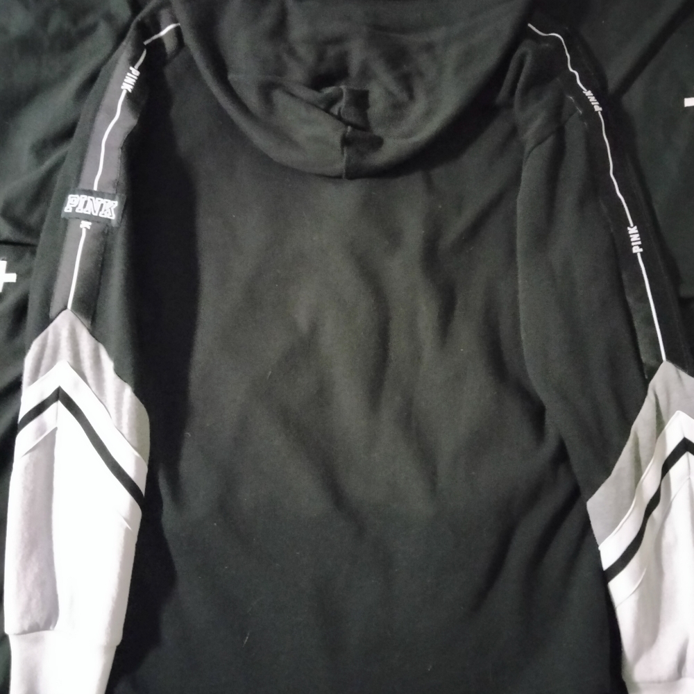 Pink pull over - Picture 2 of 3